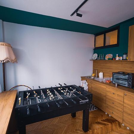 Prishtina In & Out Apartman Pristina Kültér fotó