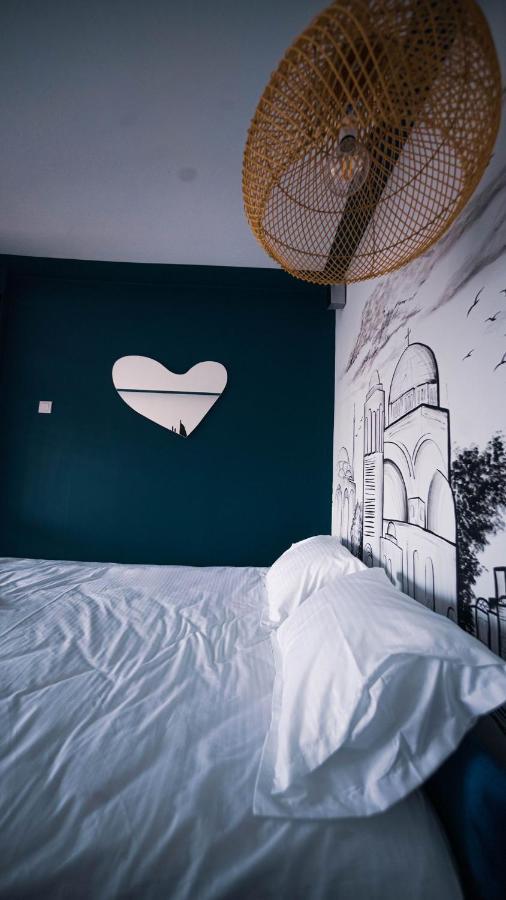 Prishtina In & Out Apartman Pristina Kültér fotó