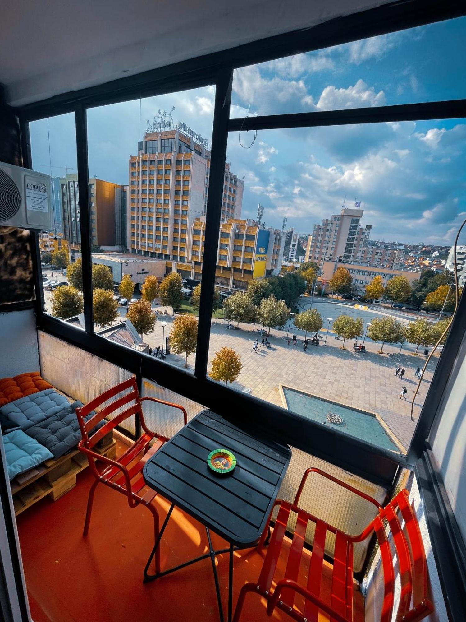 Prishtina In & Out Apartman Pristina Kültér fotó